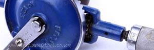 record hand drill